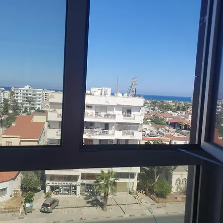 3bedroom With Side Sea View In Apartment Larnaka